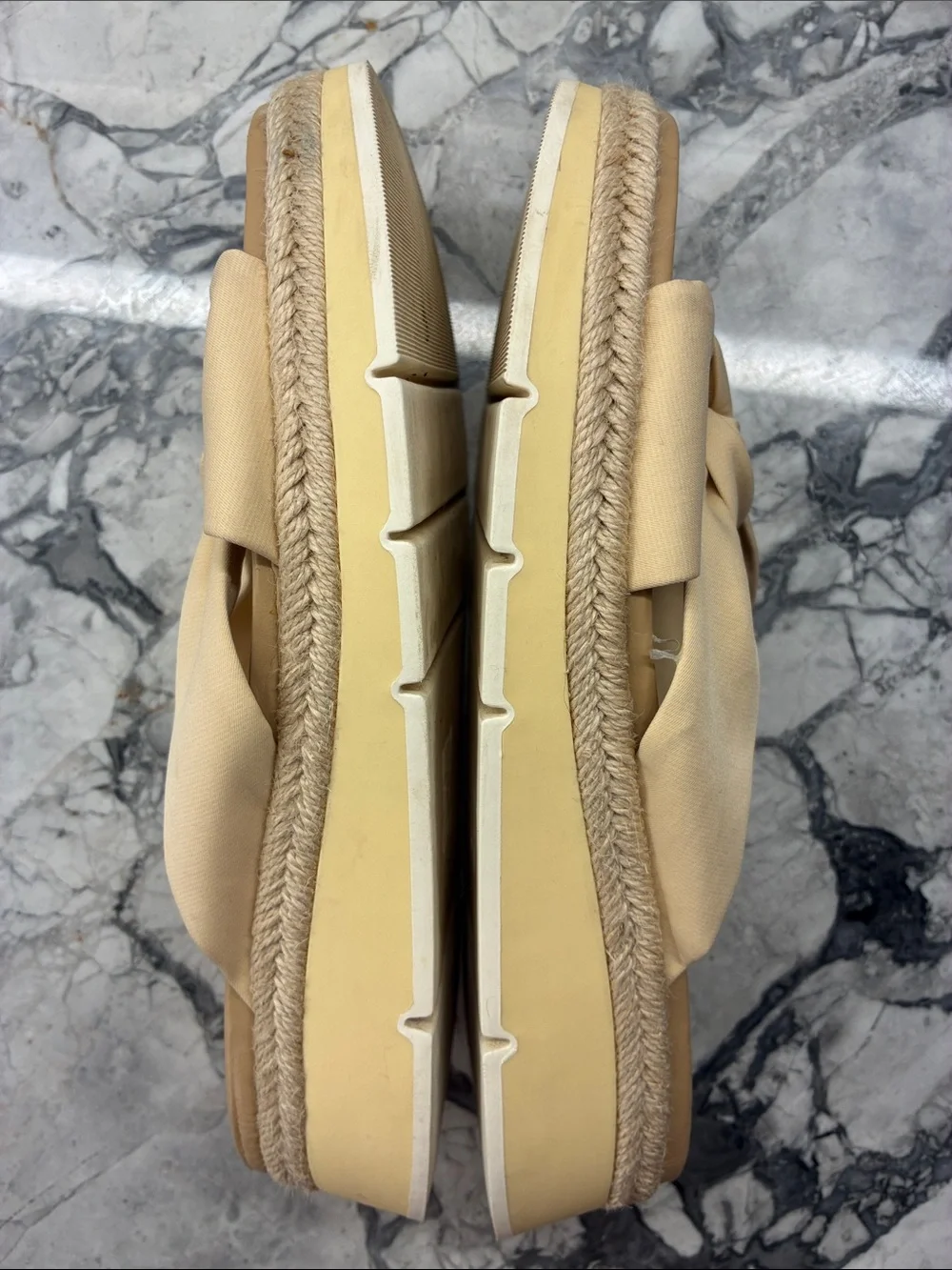 Naturalizer Beige Knot-Front Slide rope  espadrille Sandals 9.5  runs big